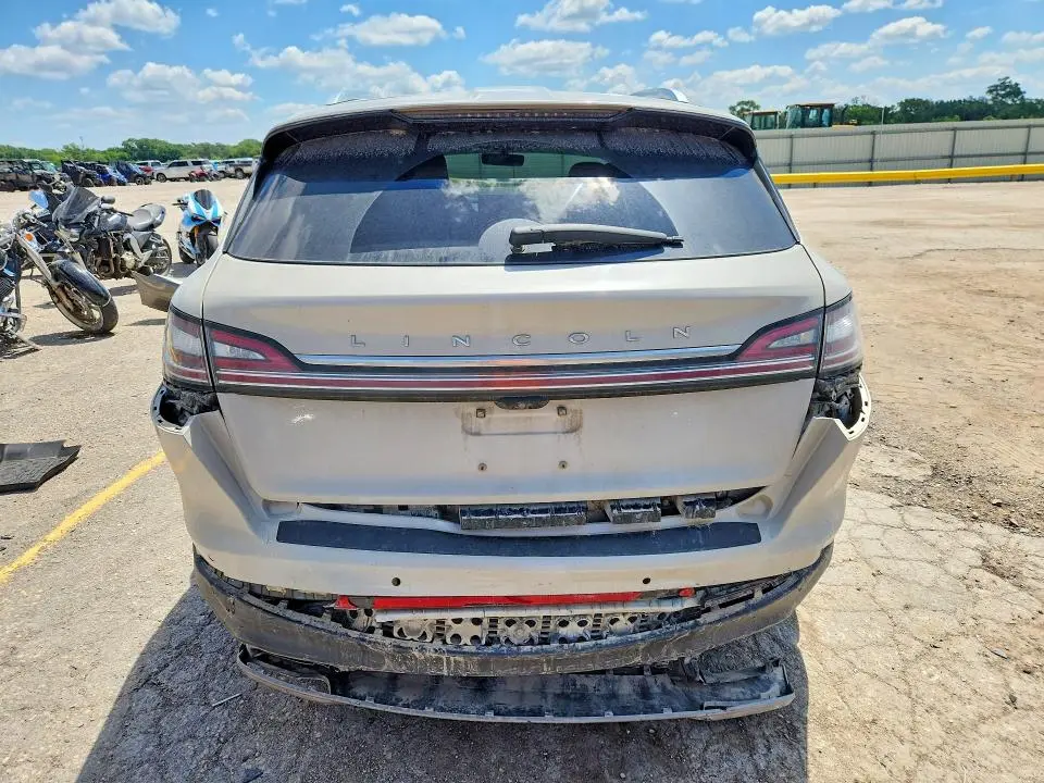 2021 LINCOLN NAUTILUS   