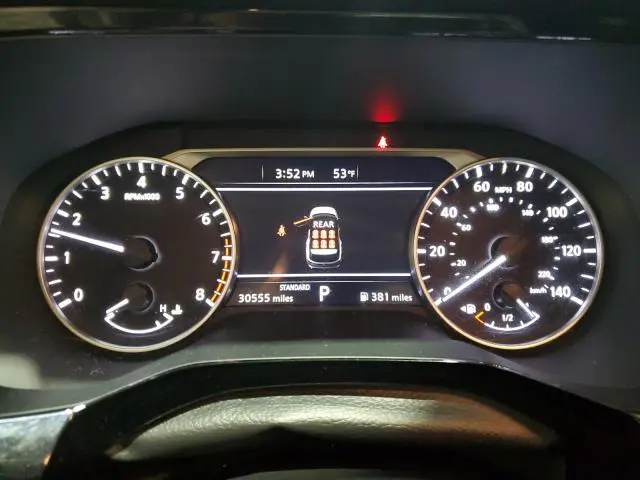 2025 NISSAN PATHFINDER SV  