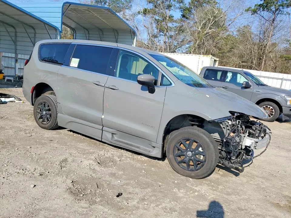 2023 CHRYSLER PACIFICA TOURING L  