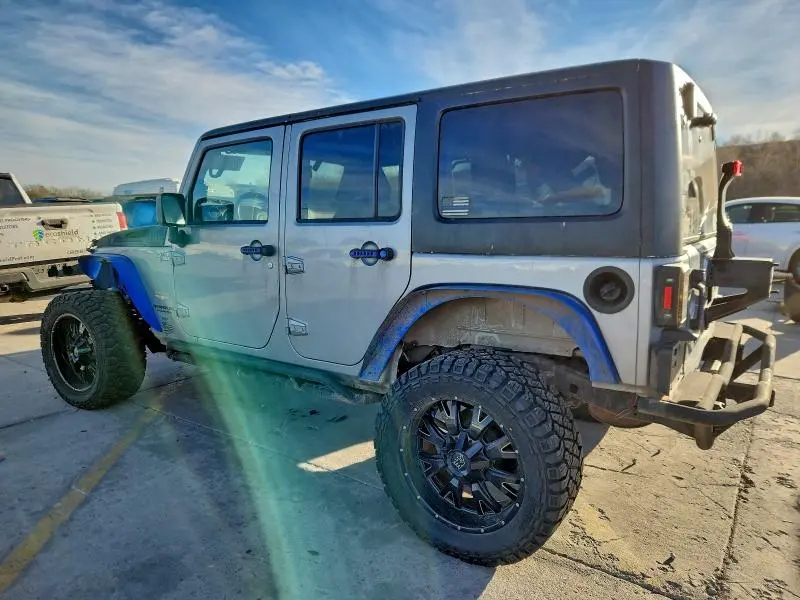 2013 JEEP WRANGLER UNLIMITED SAHARA  