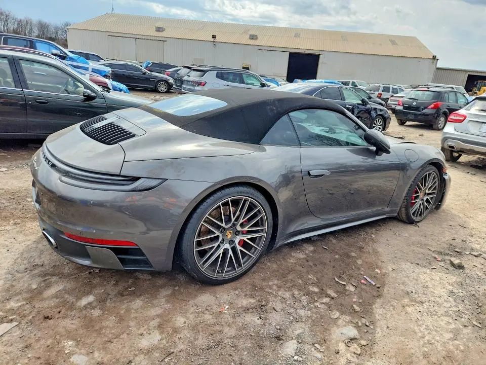 2022 PORSCHE 911   