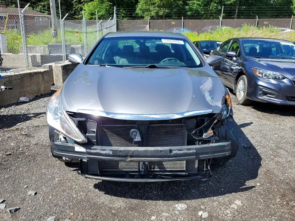 2013 HYUNDAI SONATA GLS  