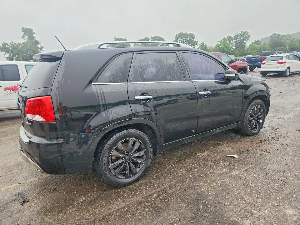 2013 KIA SORENTO SX  