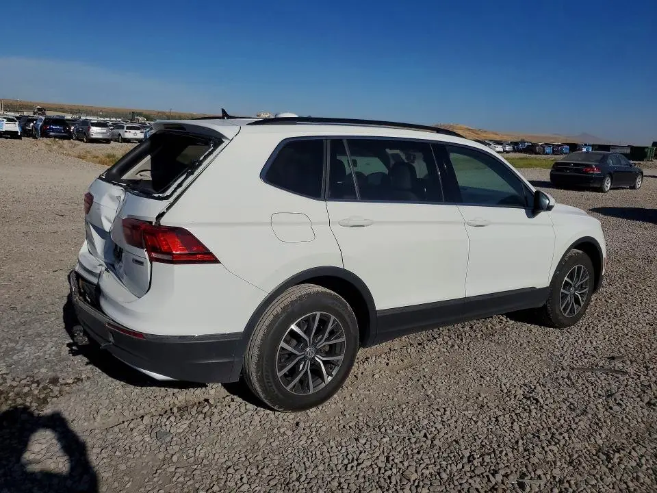 2020 VOLKSWAGEN TIGUAN SE  