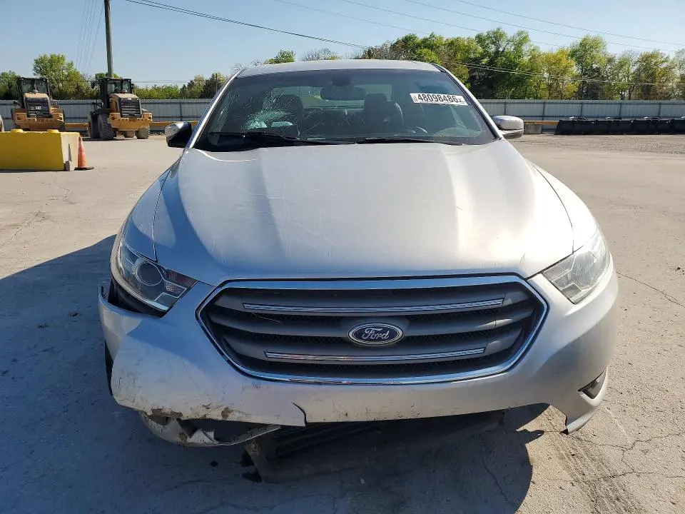 2016 FORD TAURUS SEL  