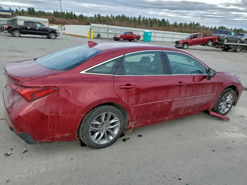 2019 TOYOTA AVALON XLE  