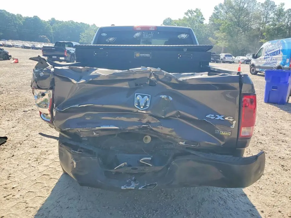 2014 RAM 1500 ST  