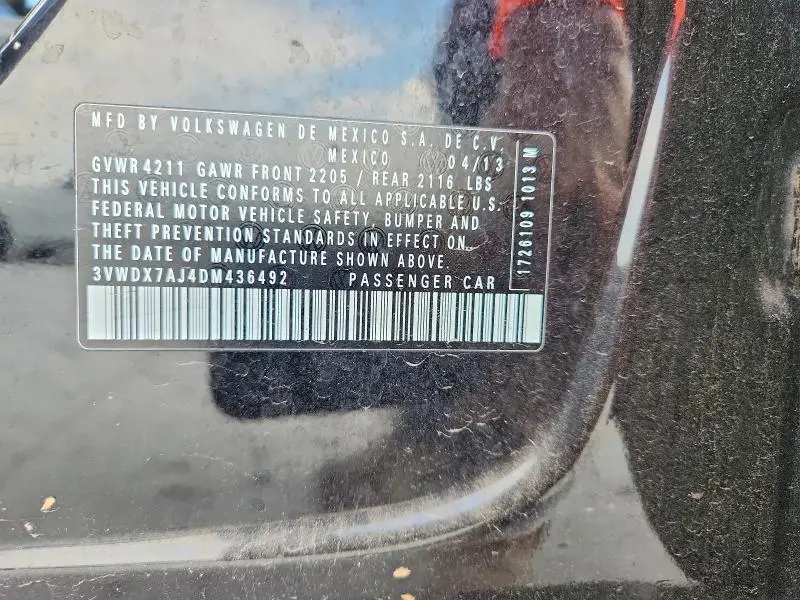 2013 VOLKSWAGEN JETTA SE  