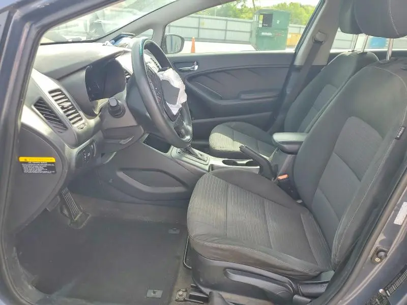 2016 KIA FORTE LX  