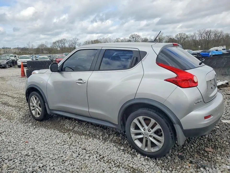 2011 NISSAN JUKE S  