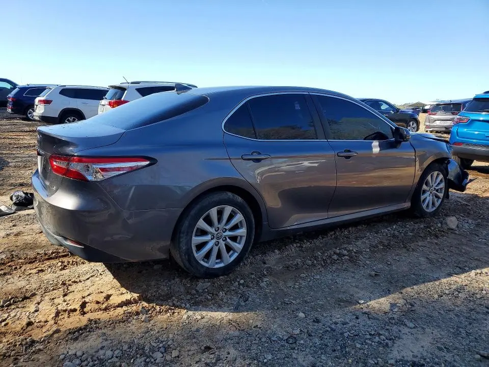 2019 TOYOTA CAMRY LE  