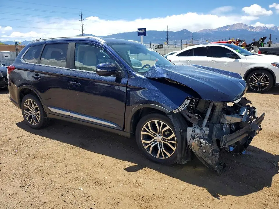2018 MITSUBISHI OUTLANDER SE  