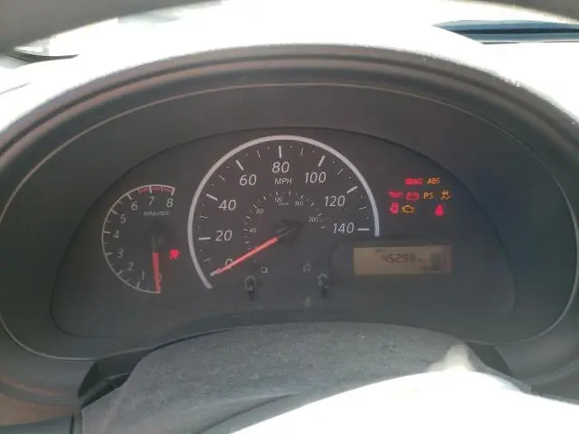2015 NISSAN VERSA S  