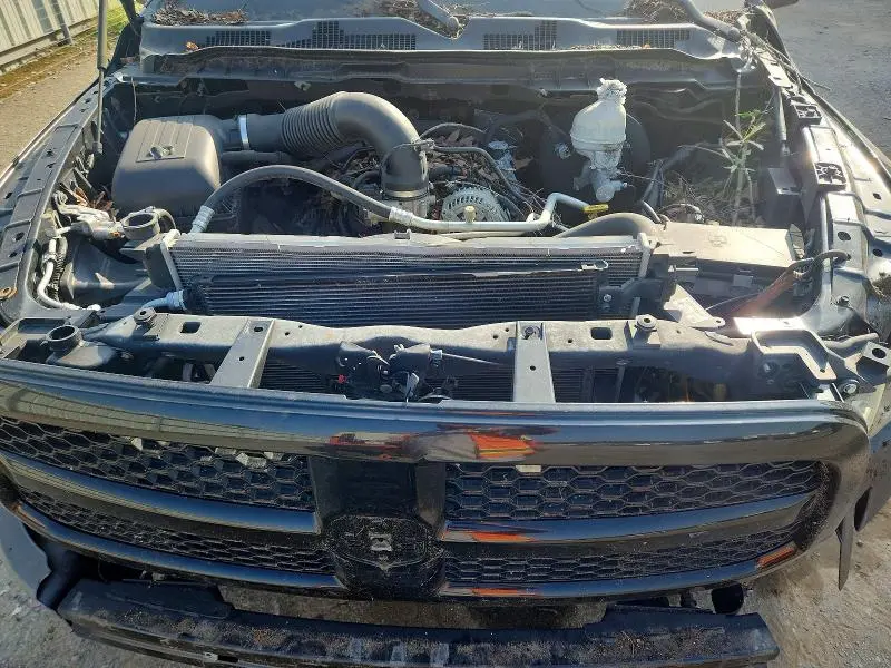 2015 RAM 1500 ST  