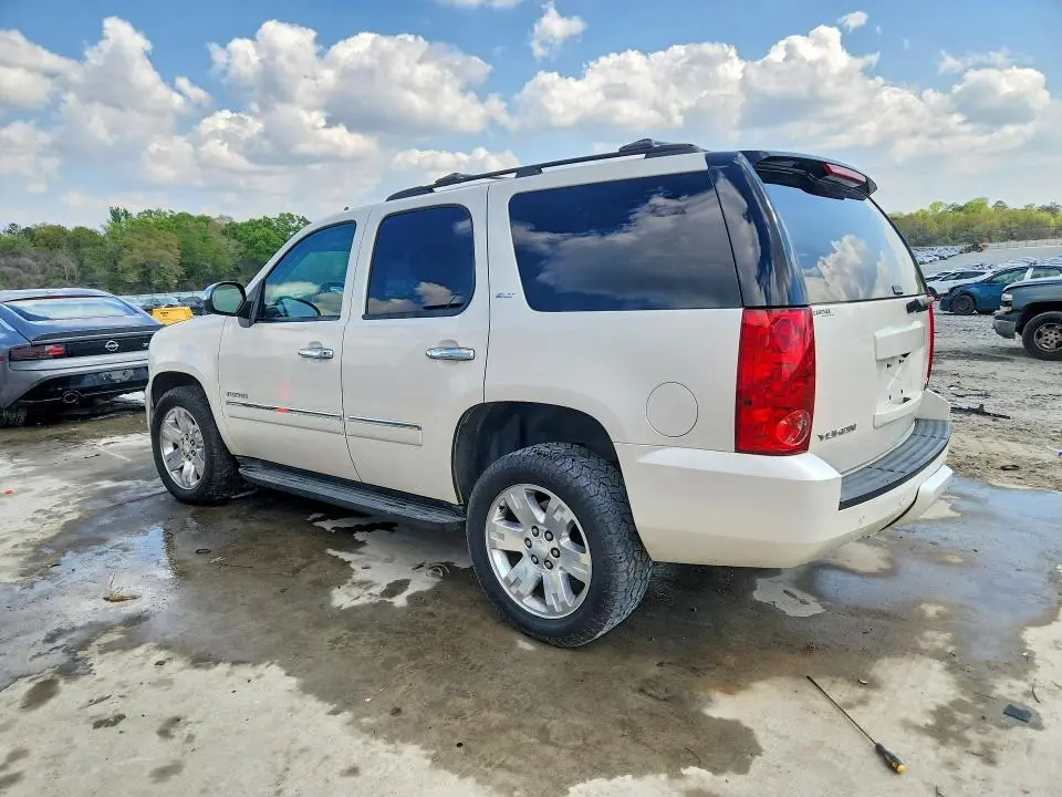 2013 GMC YUKON SLT  