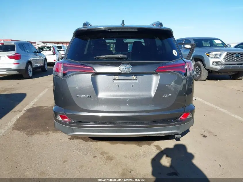 2018 TOYOTA RAV4 XLE