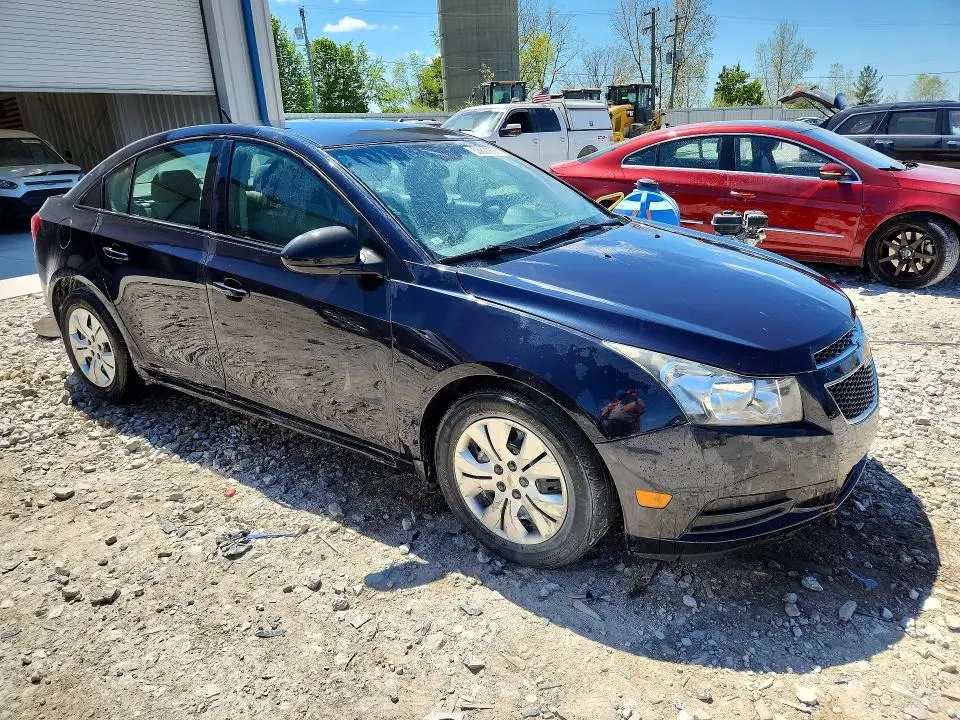 2014 CHEVROLET CRUZE LS  