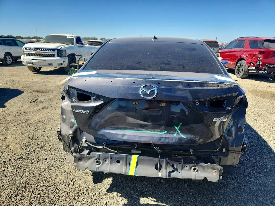 2016 MAZDA 3 TOURING  