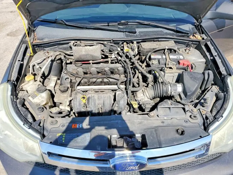 2010 FORD FOCUS SE  
