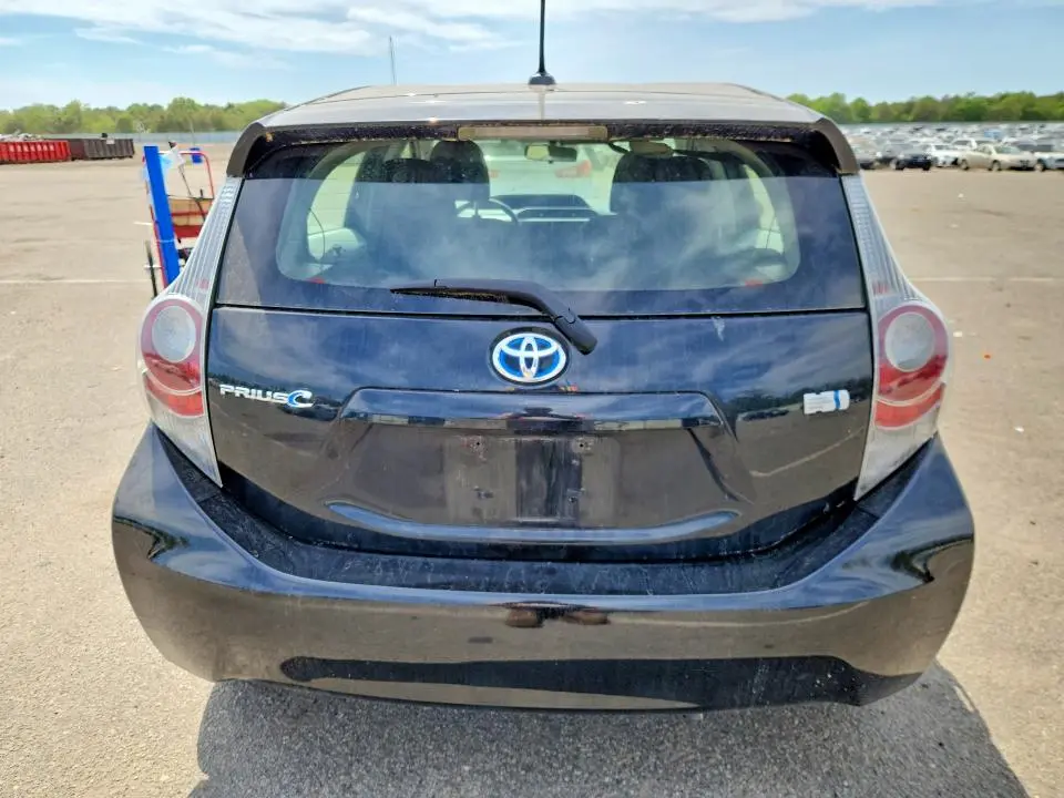 2014 TOYOTA PRIUS C THREE  