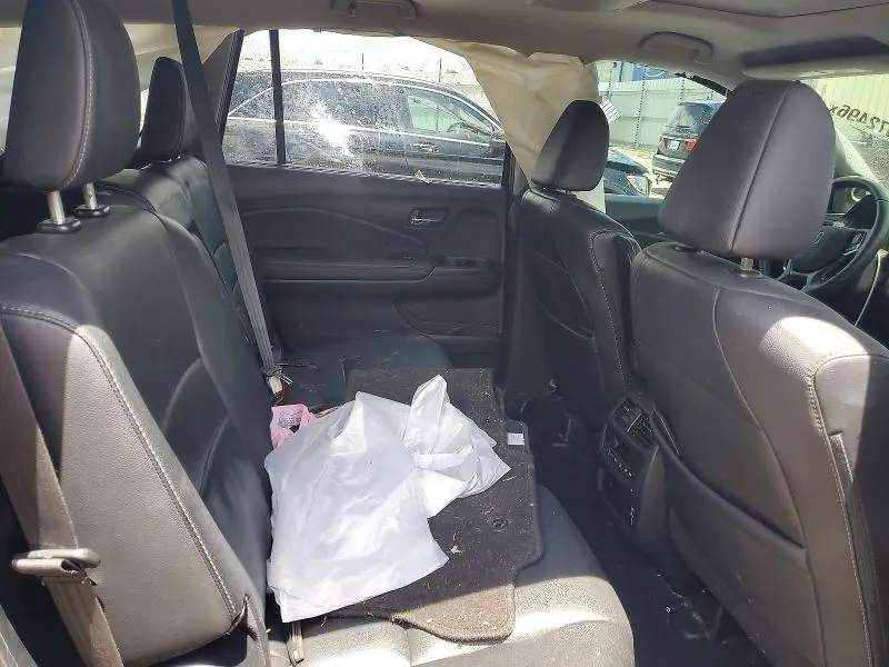 2021 HONDA PILOT SE  