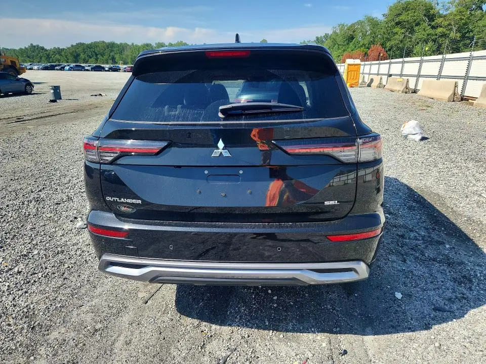 2025 MITSUBISHI OUTLANDER SEL  