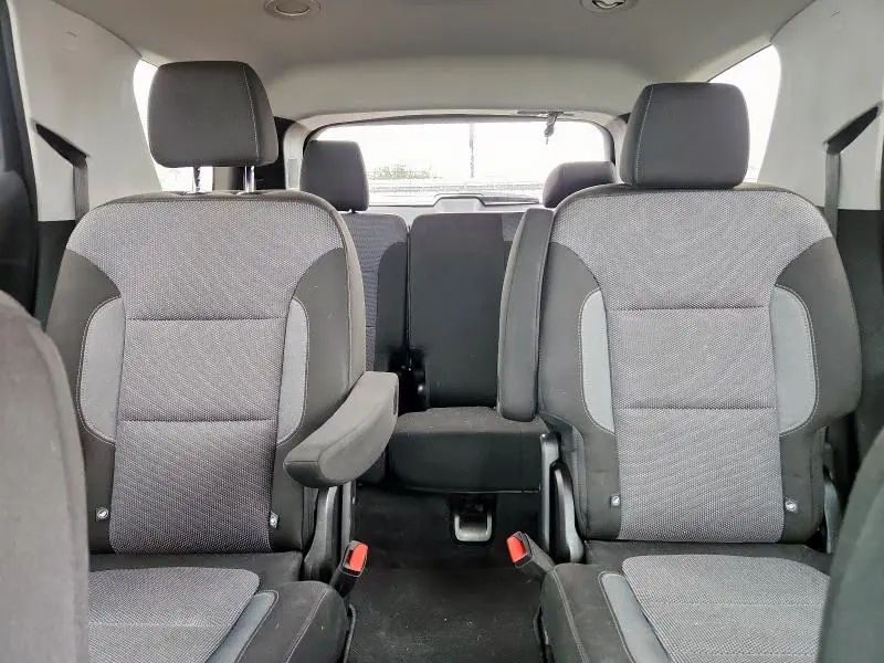 2019 CHEVROLET TRAVERSE LT  