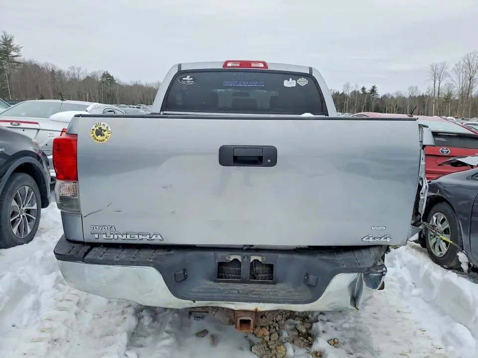 2010 TOYOTA TUNDRA CREWMAX SR5  