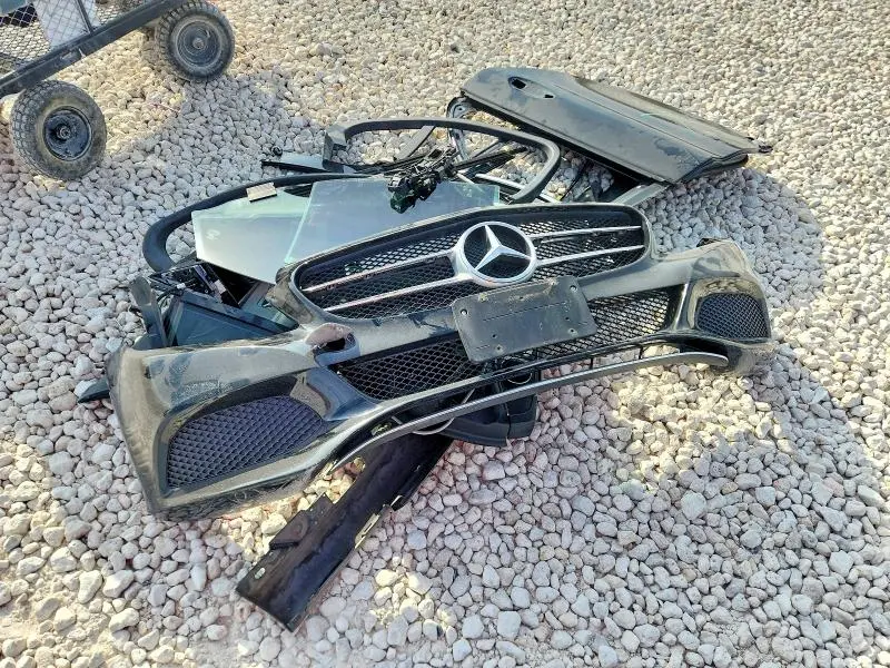 2016 MERCEDES-BENZ C 300  