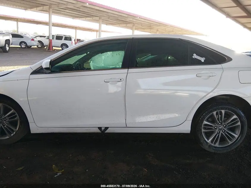 2017 TOYOTA CAMRY SE