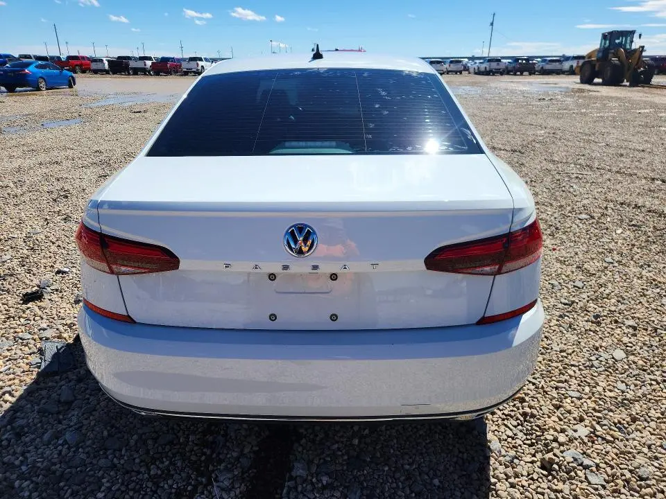 2020 VOLKSWAGEN PASSAT SE  