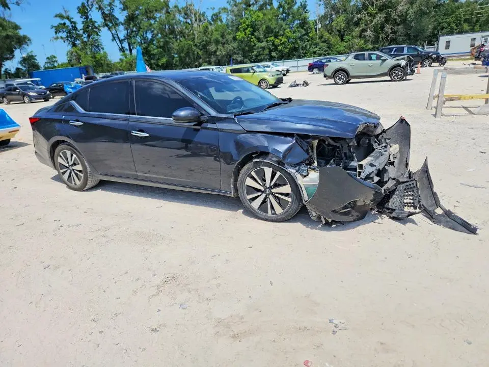 2020 NISSAN ALTIMA SL  