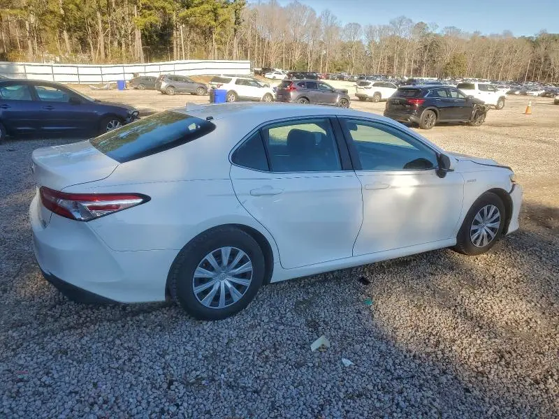 2019 TOYOTA CAMRY LE  