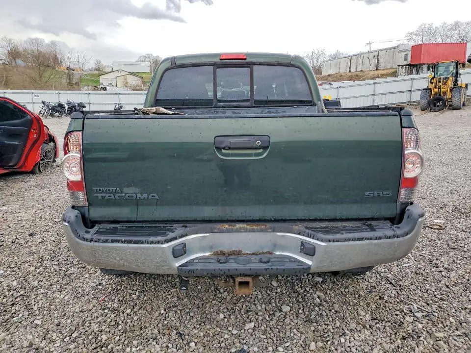 2013 TOYOTA TACOMA V6  