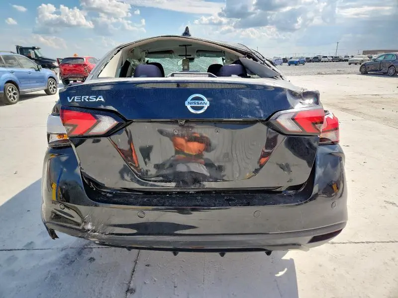 2021 NISSAN VERSA SV