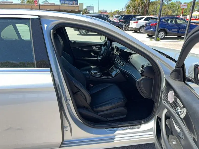 2017 MERCEDES-BENZ E 300  