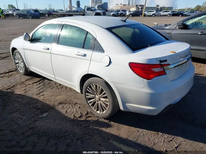 2012 CHRYSLER 200 LX