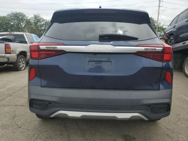 2023 KIA SELTOS EX  