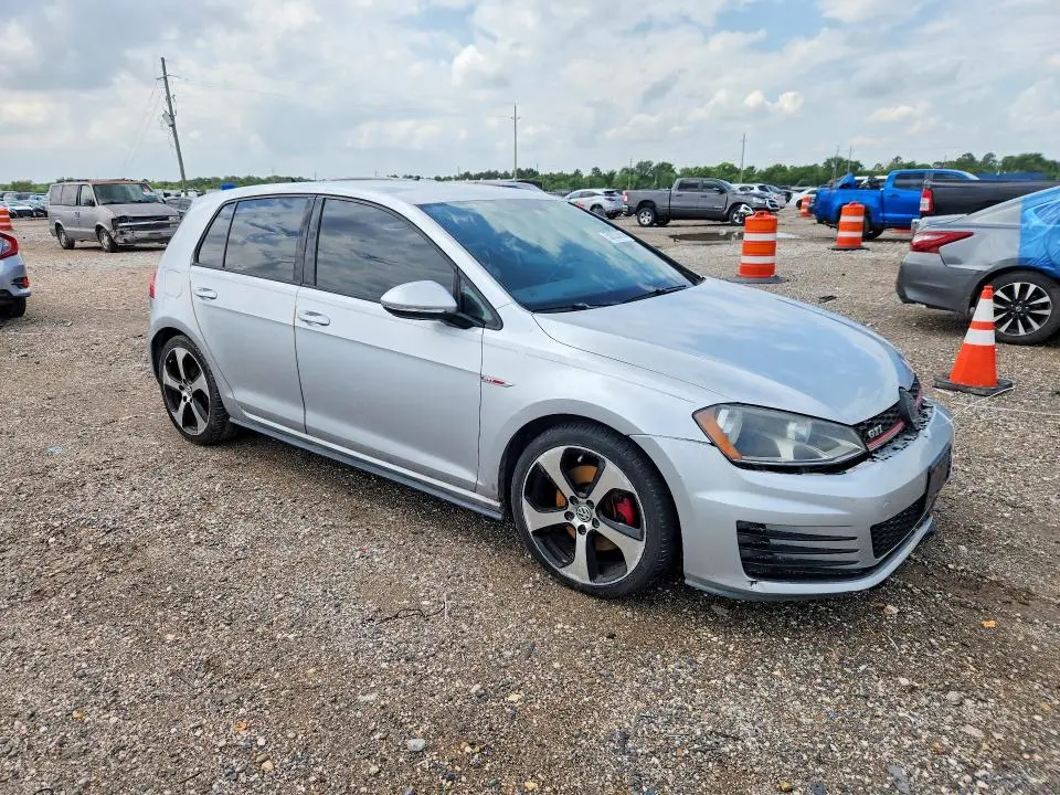 2015 VOLKSWAGEN GTI   