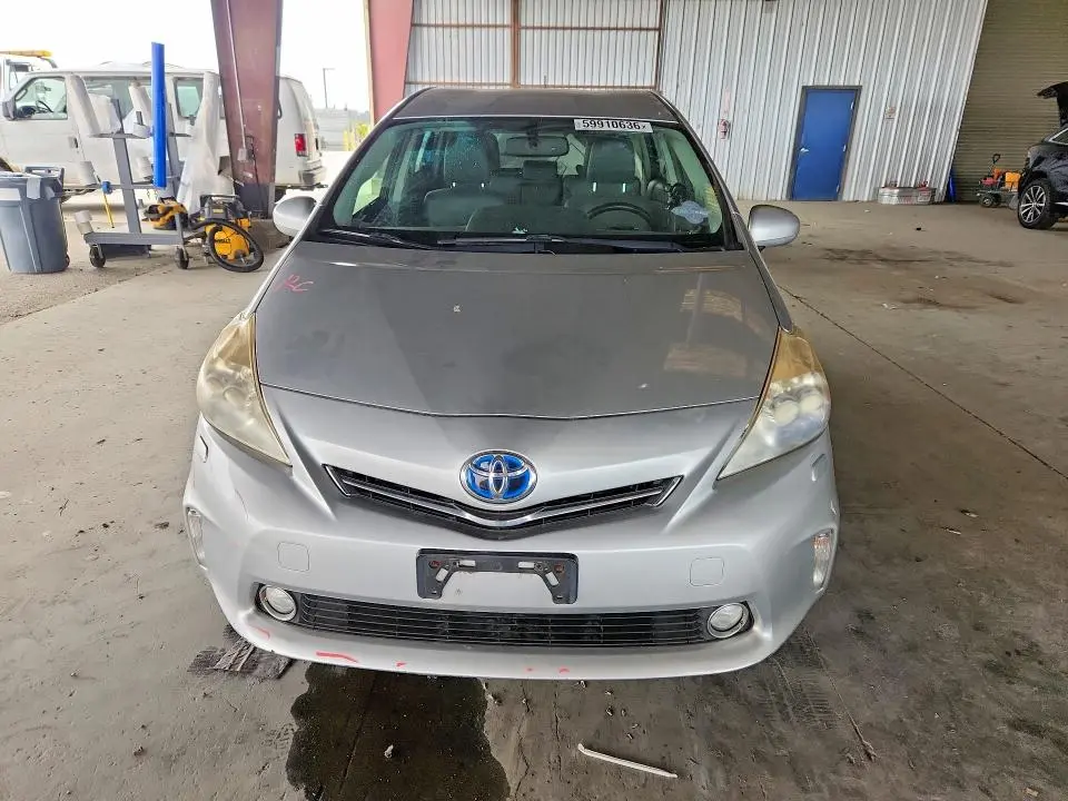 2013 TOYOTA PRIUS V FIVE  