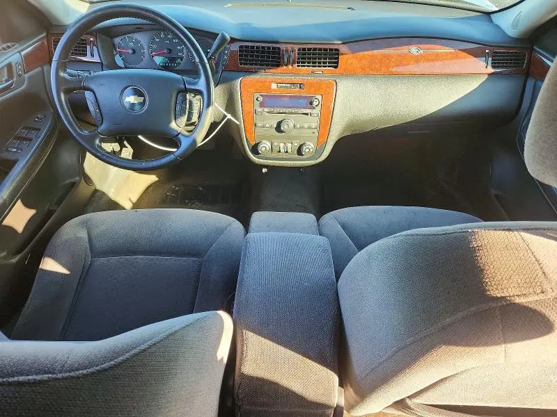 2011 CHEVROLET IMPALA LT  
