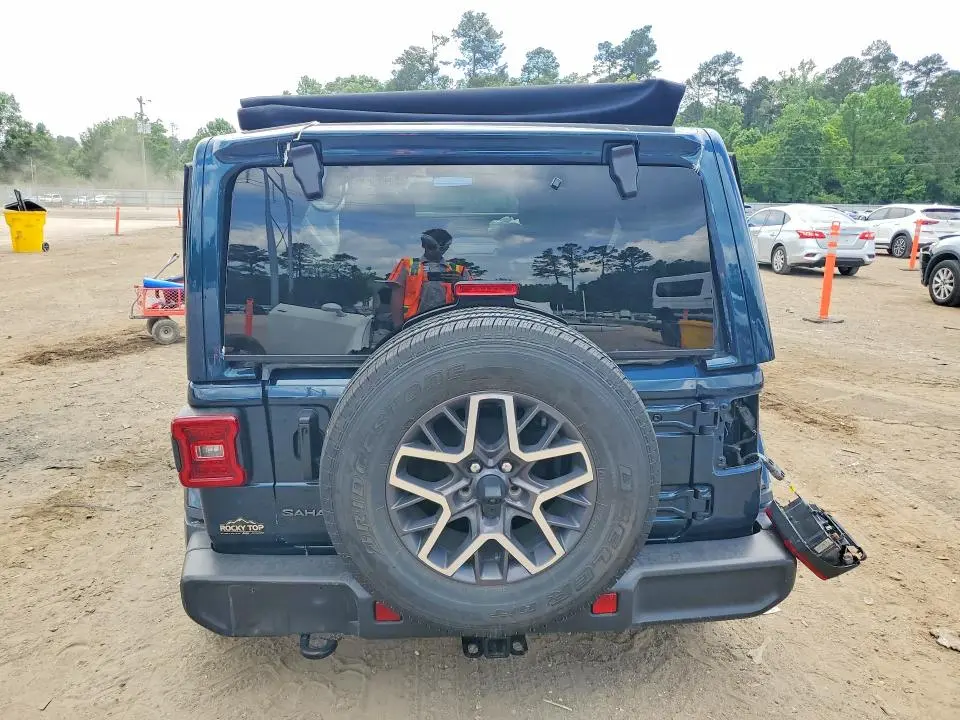 2025 JEEP WRANGLER SAHARA  