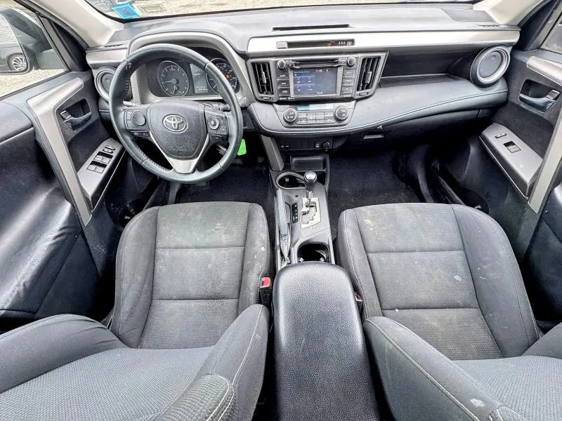 2017 TOYOTA RAV4 XLE  