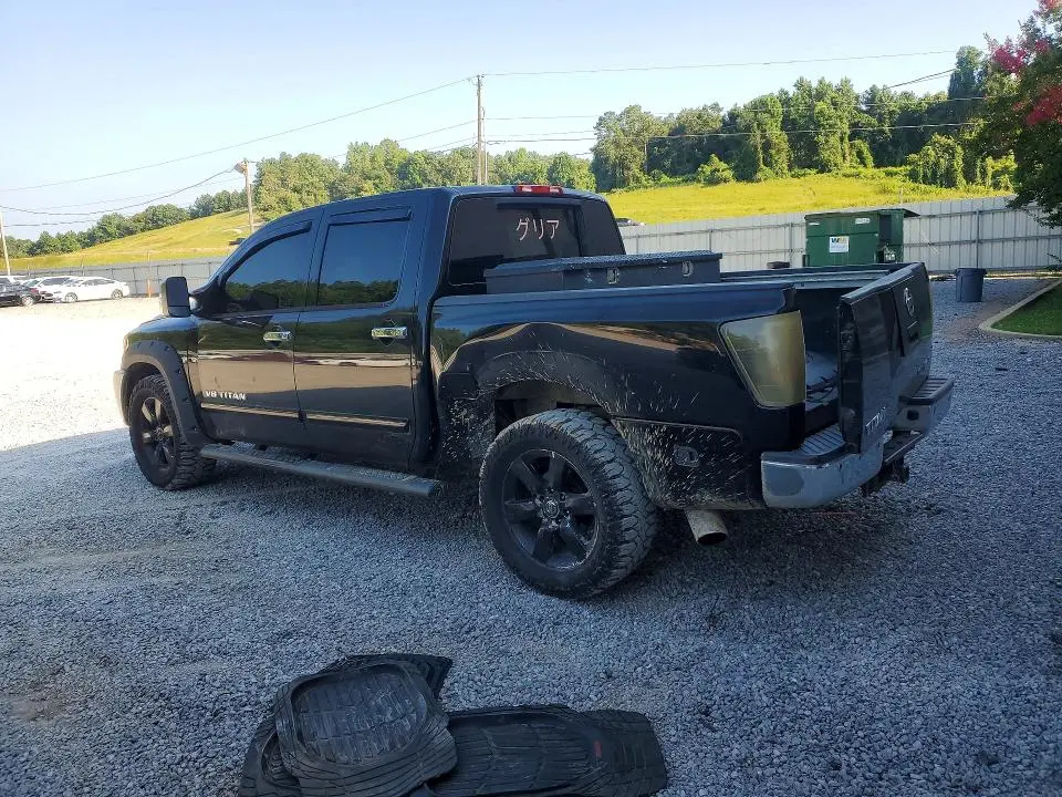 2010 NISSAN TITAN SE  