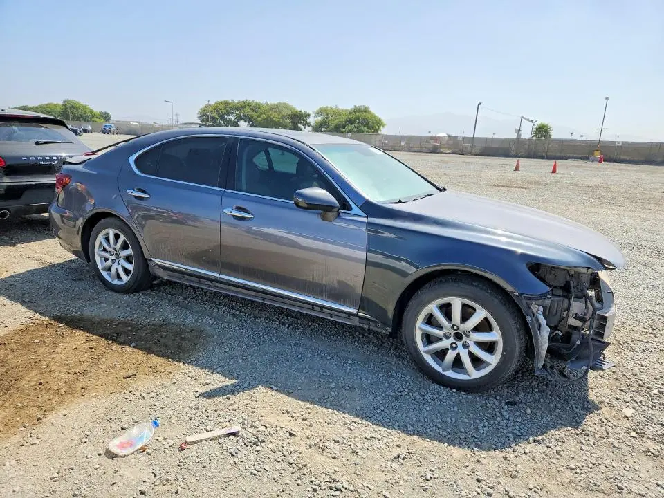 2013 LEXUS LS 460  