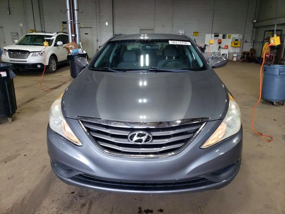 2011 HYUNDAI SONATA GLS  