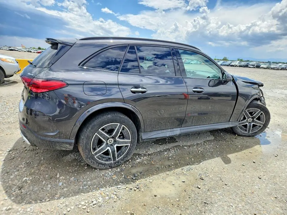 2023 MERCEDES-BENZ GLC 300 4MATIC  