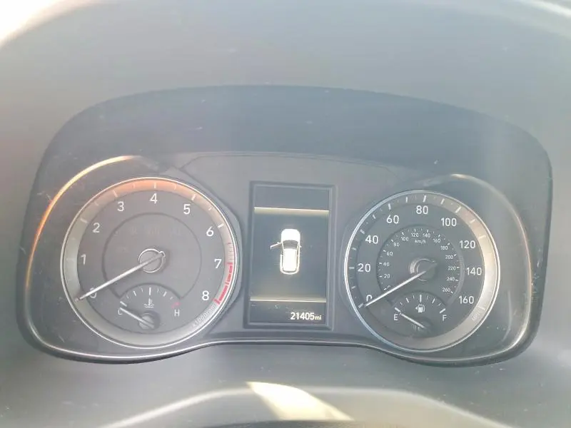 2022 HYUNDAI KONA SE  