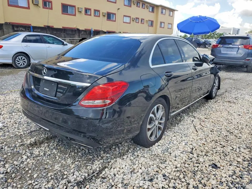2017 MERCEDES-BENZ C 300  
