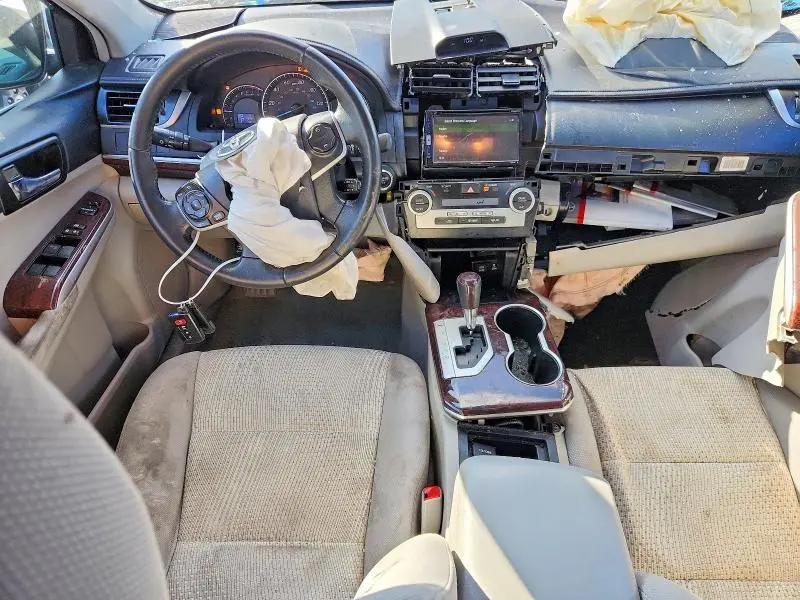 2012 TOYOTA CAMRY XLE  